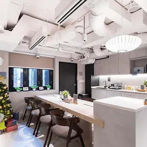 https://jyu-capsule-hotel.singapore-best-hotels.net