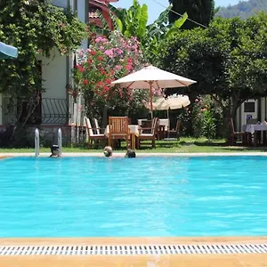Apart Otel Vira